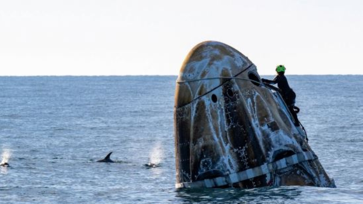 Quattro astronauti rientrano sulla Terra in anticipo: è la prima evacuazione medica della Stazione spaziale in 25 anni
