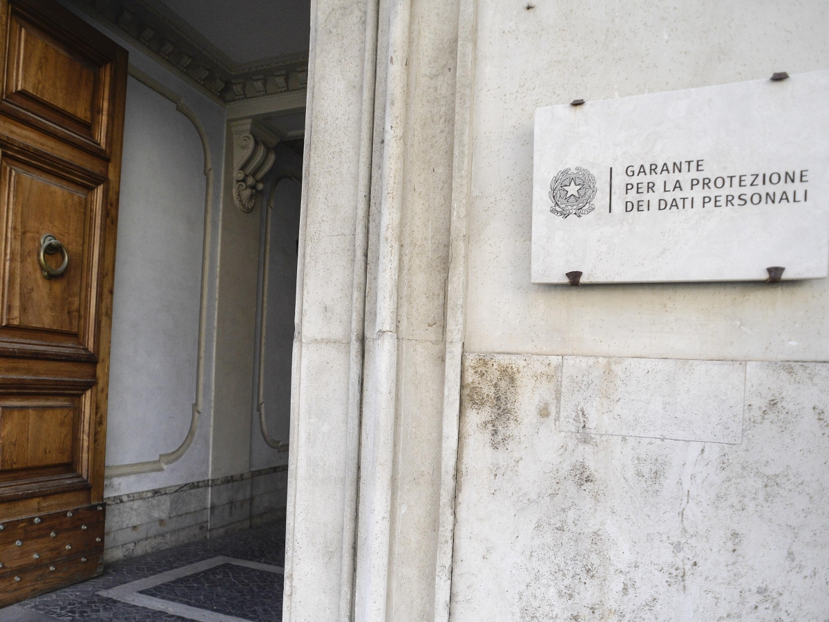 Garante della Privacy, contestati conflitti d’interesse e spese, dai voli agli alloggi (fino al macellaio): «Dai poco più di 20 mila euro del 2021 ai 400 mila l’anno nel 2024»