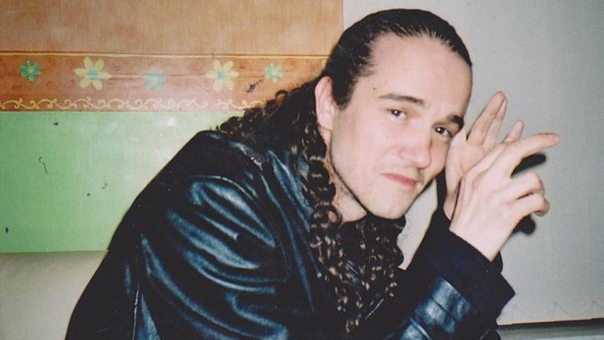 Chi è Stephen Griffiths, «il cannibale con la balestra»: Osama bin Laden, il dottorato in criminologia e i libri sullo smembramento