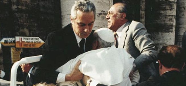 La morte di Angelo Gugel e il caso Orlandi: così il maggiordomo di papa Wojtyla salvò le sue due figlie, pedinate prima della scomparsa di Emanuela