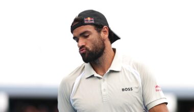 Berrettini si ritira dall'Australian Open