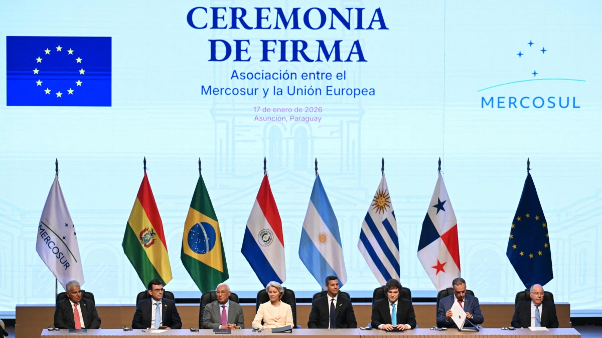 Mercosur, la firma dell'accordo in Paraguay. Von der Leyen: «Un segnale al mondo, abbiamo scelto la cooperazione»