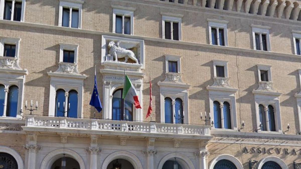 Il Garante «in trincea». La linea della maggioranza: difendiamo l'operato, non i nomi del collegio
