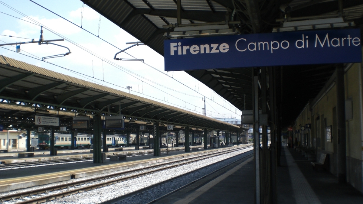 Uomo travolto dal treno a Firenze, in tilt l'Alta Velocità Milano-Roma, ritardi fino a 60 minuti