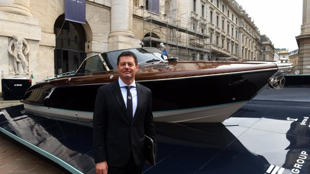 Ferretti, la scalata del miliardario ceco Komarek sul gruppo degli yacht: vuol salire al 29% per contare nella governance
