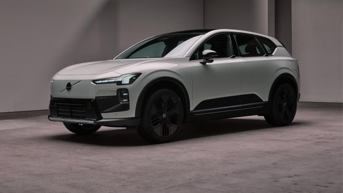 Nuova Volvo EX60: prezzo, motori, allestimenti e autonomia