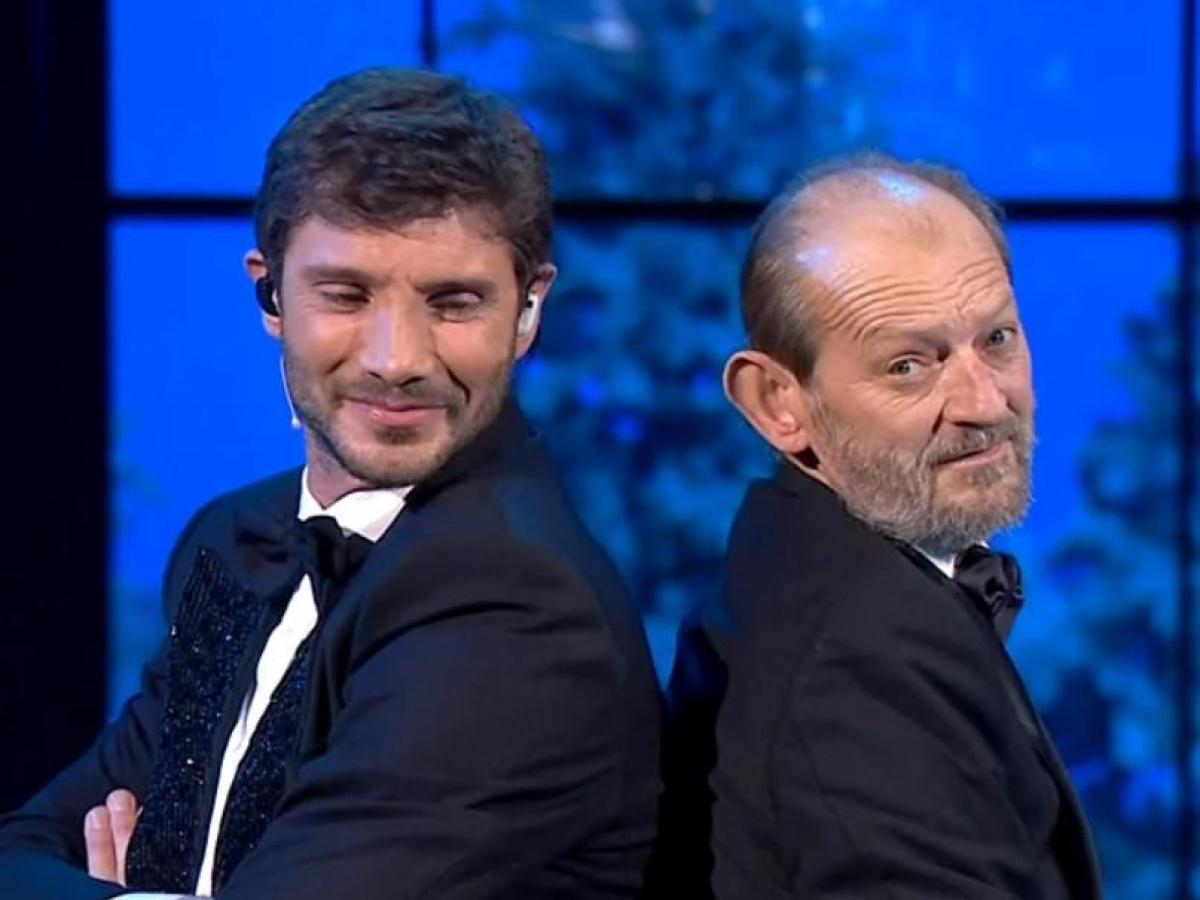 Morto il papà di Stefano De Martino, Enrico aveva 61 anni. Ex ballerino, gli ha trasmesso la passione per la danza