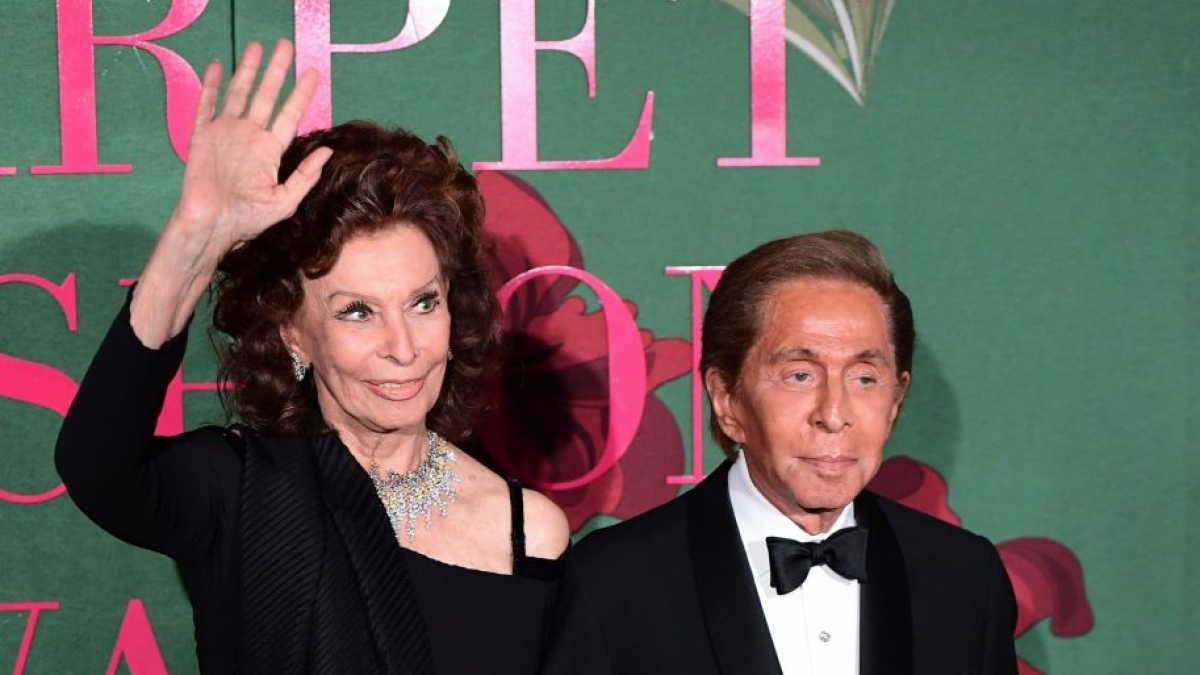 Valentino, irresistibile fascino per Bellucci, Paltrow, Blanchett, Hathaway, Zendaya. Ma la prima fu Sophia Loren