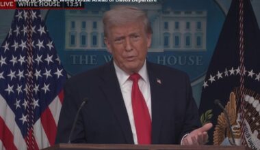 Trump tira dritto su Groenlandia e dazi. Poi lo show in tv