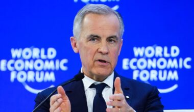 Il memorabile discorso del premier canadese Mark Carney a Davos: «È tempo che le medie potenze agiscano insieme perché se non siedi al tavolo sei nel menu»