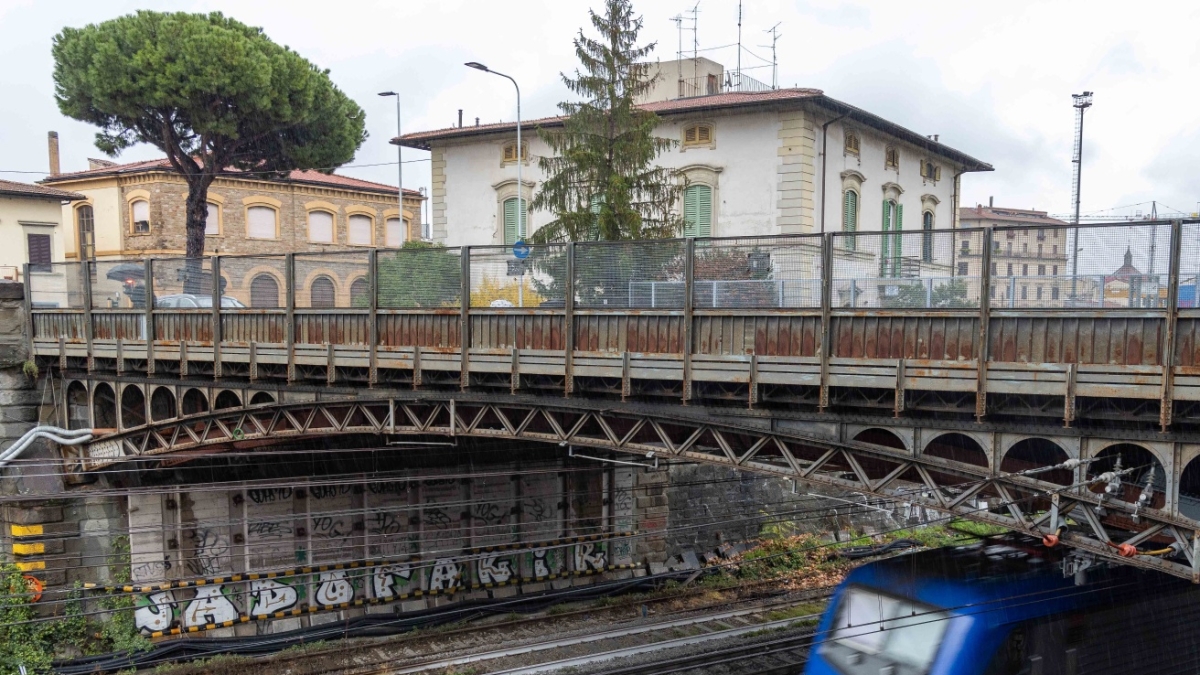 Ponte al Pino e le tante altre volte in cui l'Italia è stata spaccata in due: perché il nodo di Firenze è il tallone d'Achille dei treni italiani