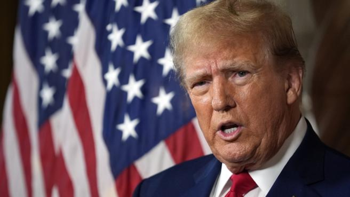 Elezioni di midterm negli Usa, Trump rischia di essere sconfitto: i sondaggi danno i democratici avanti alla Camera