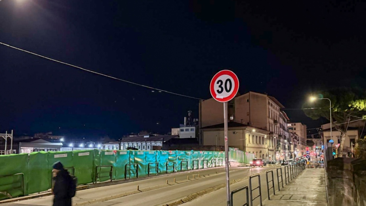 Firenze, Ponte al Pino spezza l’Italia in due: stop a tutti i treni questo weekend per 24 ore