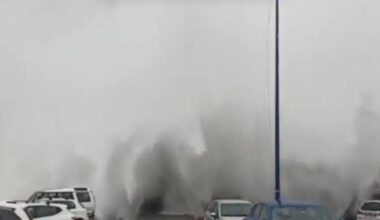 Ciclone Harry, in Calabria onde come un palazzo di 4 piani. Cagliari, cancellata la spiaggia del Poetto