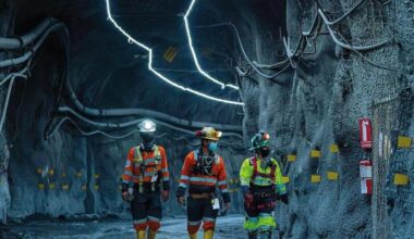Torino, il gioielliere che ha finito l’argento: «Ormai è introvabile e i prezzi sono alle stelle. Ecco cosa sta succedendo davvero»