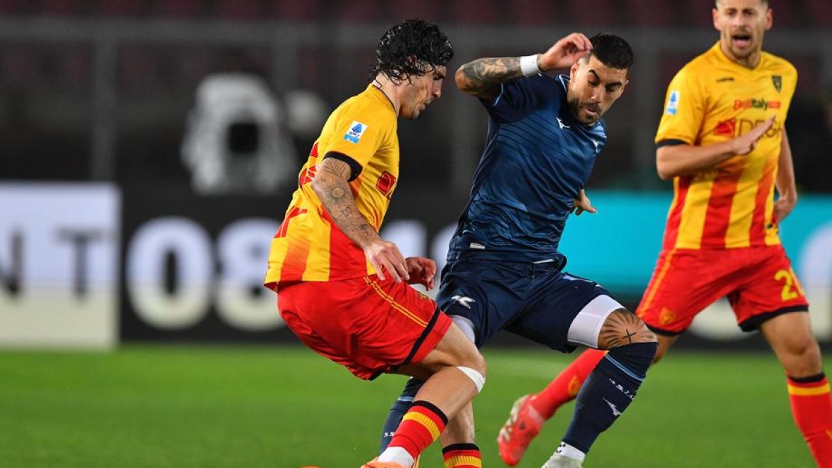 Traversa di Ramadani, poi Lecce-Lazio (0-0) finisce nella noia
