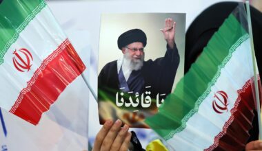 Iran, le ultime notizie in diretta | Trump: «Teheran vuole un accordo, la situazione è in evoluzione»