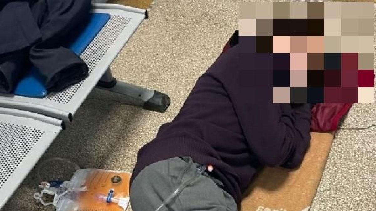 Senigallia, morto il malato di tumore lasciato in attesa otto ore a terra in pronto soccorso