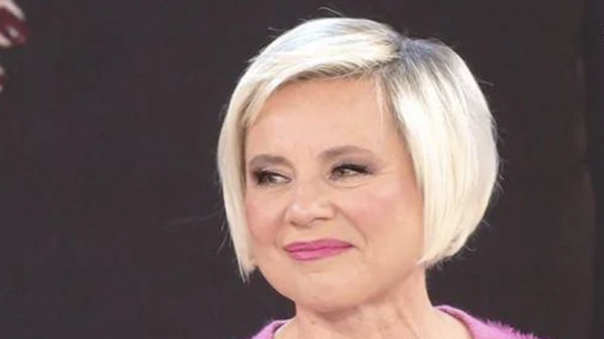 Antonella Elia: «Ho abortito a 26 anni, è stato un atto di egoismo mostruoso e ora non c'è perdono. Ho provato ad avere un figlio da adulta, ma l'ho perso. Il karma mi ha punita»