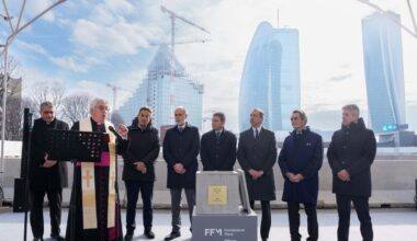 La Rai torna in Fiera a Milano, posa della prima pietra del nuovo centro di produzione: «Qui costruiamo il futuro del servizio pubblico»