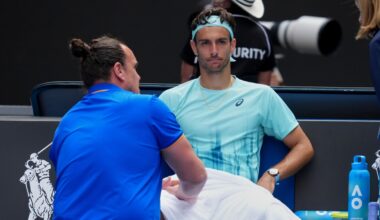 Musetti-Djokovic, quarti di finale agli Australian Open, diretta 6-4, 6-3, 1-3: Lorenzo si ritira