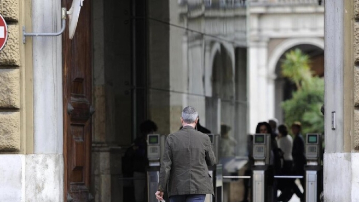 Dirigenti pubblici senza concorso, ok della Camera: come funziona la nuova valutazione in tre fasi