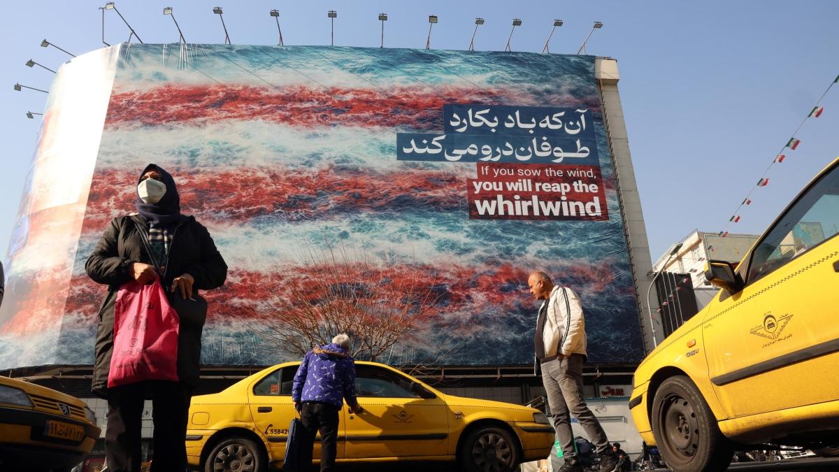 Iran, le ultime notizie in diretta | Trump: «Se Teheran non tratta sul nucleare attaccheremo». Il ministro degli Esteri iraniano: «No a negoziati in un clima di minaccia»