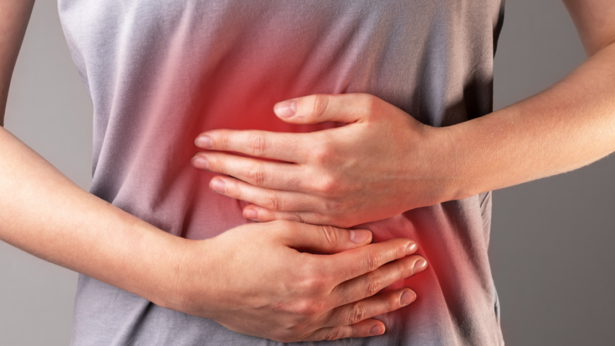 Gastroenterite, è il virus del momento: ecco come curare l'influenza intestinale, dai disturbi ai farmaci da assumere