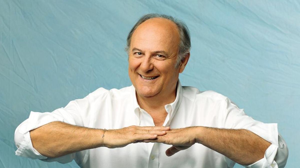 Gerry Scotti: «Corona e le mie presunte relazioni con 30 Letterine? Fake news. Con De Martino ci scriviamo messaggi. Nella vita mi è rimasto un grande cruccio»