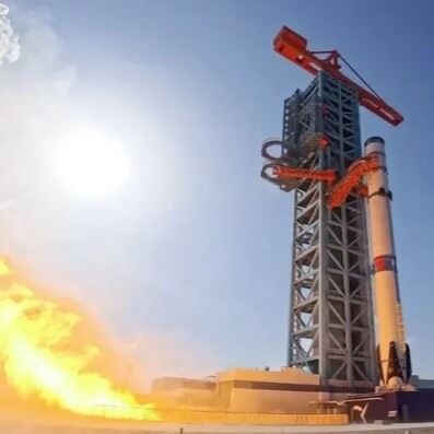 Razzo cinese in caduta sulla Terra: dove può precipitare il detrito spaziale di 11 tonnellate