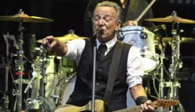 Springsteen a Minneapolis, suona a sorpresa contro l'Ice