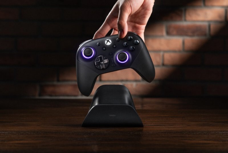 La base di ricarica del controller La base di ricarica del controller