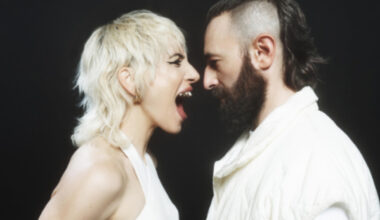 «Pericolosissimo mischiare amore e musica. Mi sentivo un ghost writer». Inizia la carriera da solista