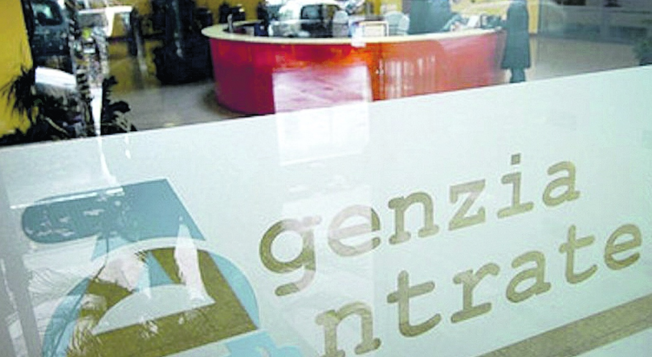 verifiche su 200 banche dati e indice di affidabilità, cosa fa scattare l’allarme