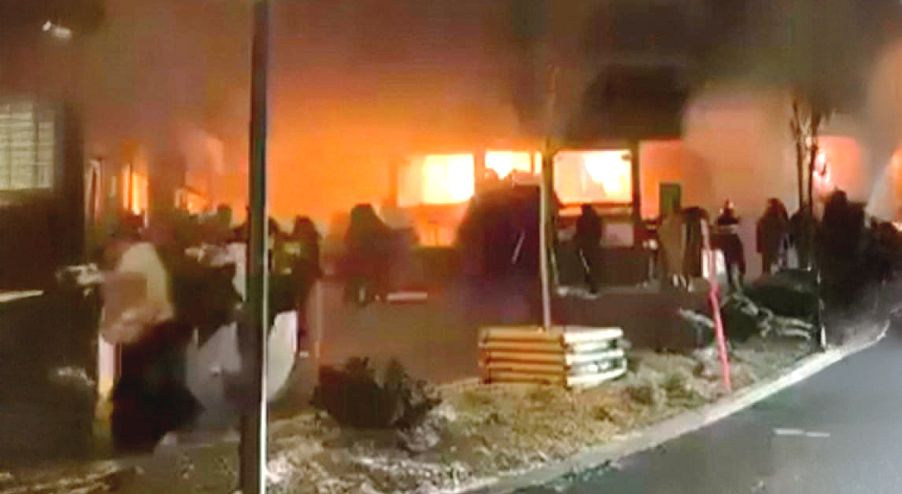 Crans-Montana, per salvarsi 140 secondi. Ma la musica continuava e nessuno dava l’allarme: la ricostruzione della strage