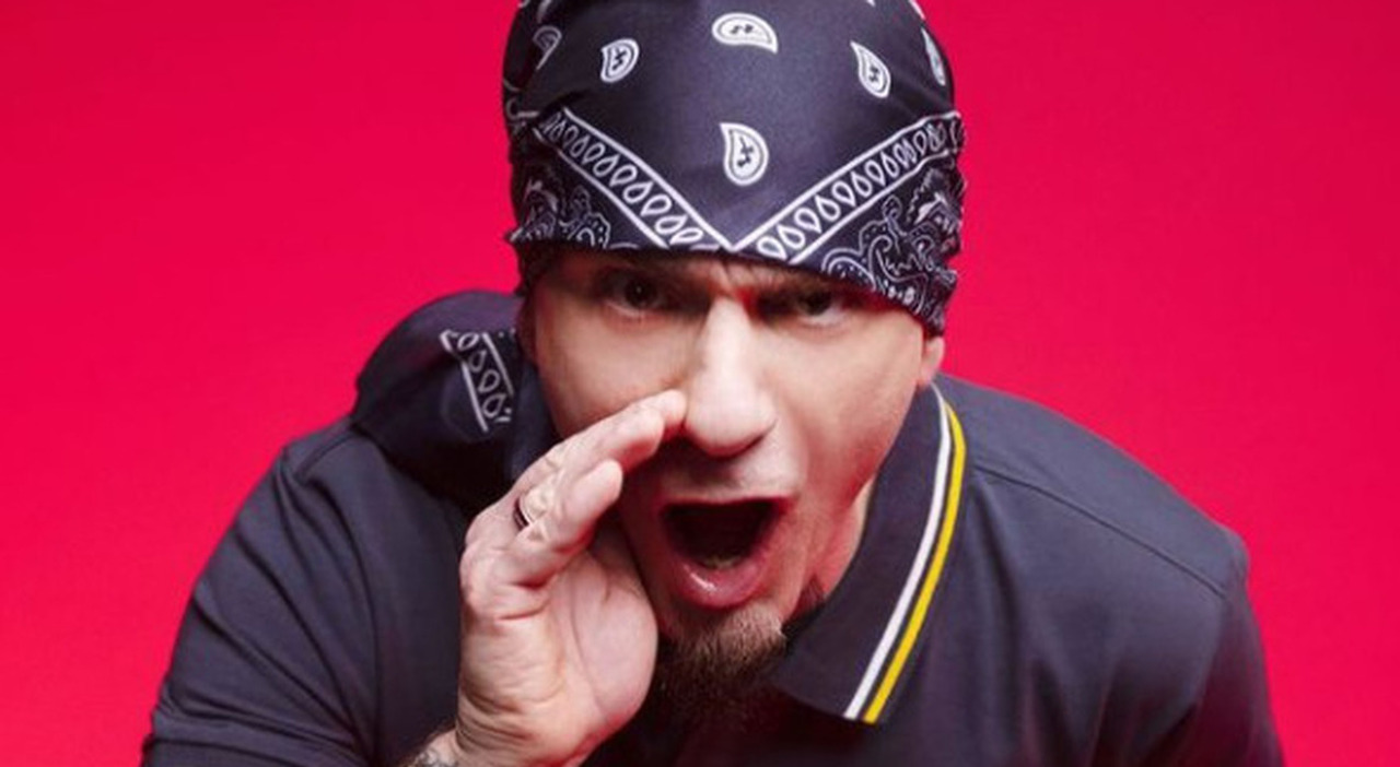 «Sono stato depresso, non capivo più niente. In Tv funziona solo Amici. Fedez? Quello che dovevamo dire lo abbiamo detto».