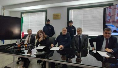 «Minori carne da macello e utili idioti»