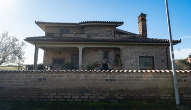 Claudio Carlomagno «pentito, chiede notizie del figlio». Sequestrata la villa dei genitori ad Anguillara