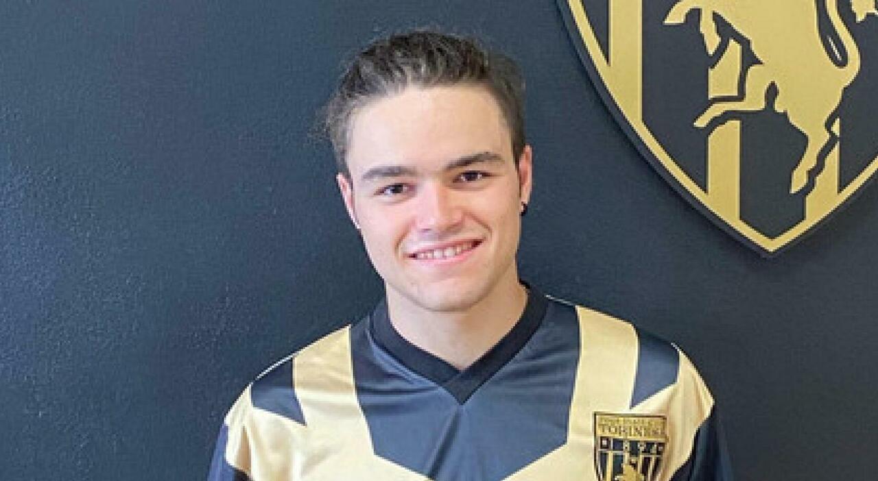 Davide Borgione morto in bici a 19 anni, derubato del portafogli mentre era in fin di vita sull'asfalto