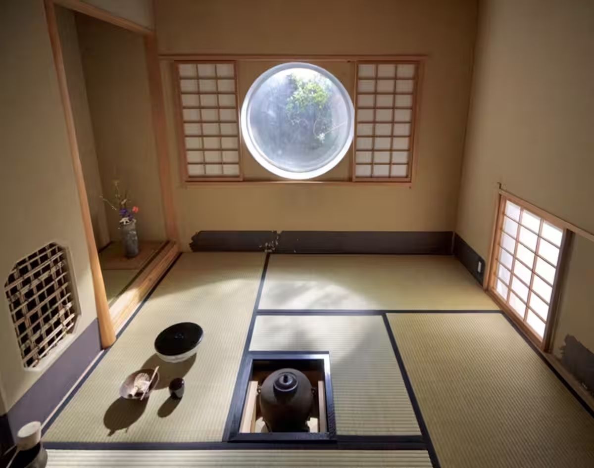 casa capsula in giappone interni oblò stile giapponese