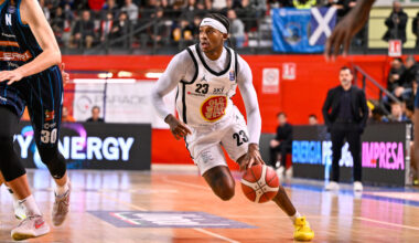 La prima vittoria al Carnera in LBA contro Napoli