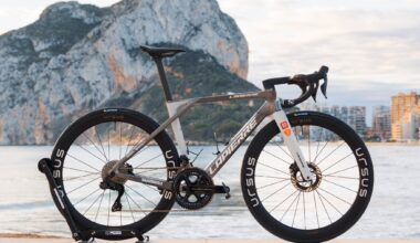 Team Picnic PostNL, svelata la bici Lapierre che sarà utilizzata nel 2026