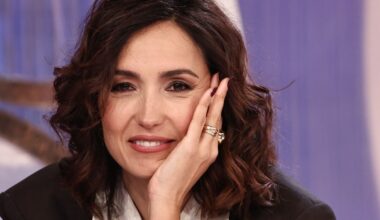 Valeria Marini vulcanica (8), polemica di Don Backy (5)