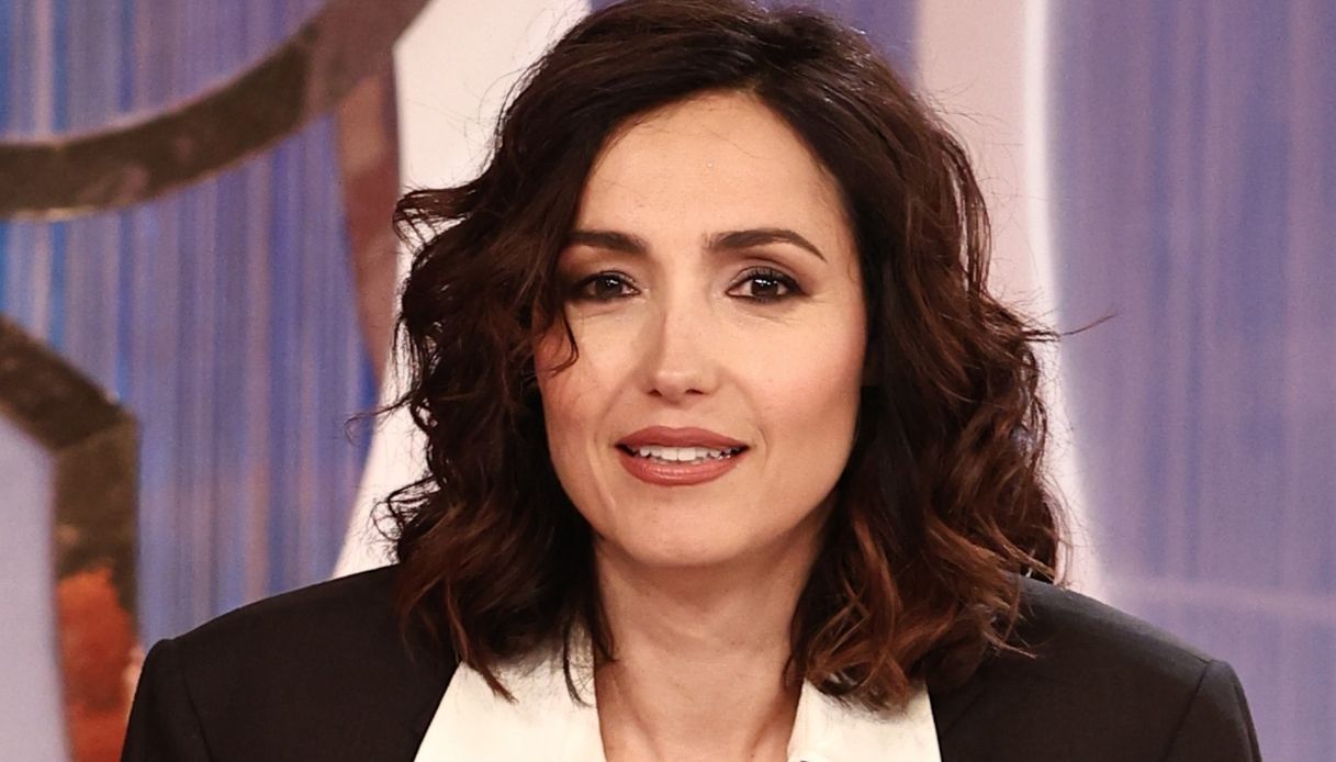 Balivo si alza e va via (7), scoop sull'amore di Michelle (8)