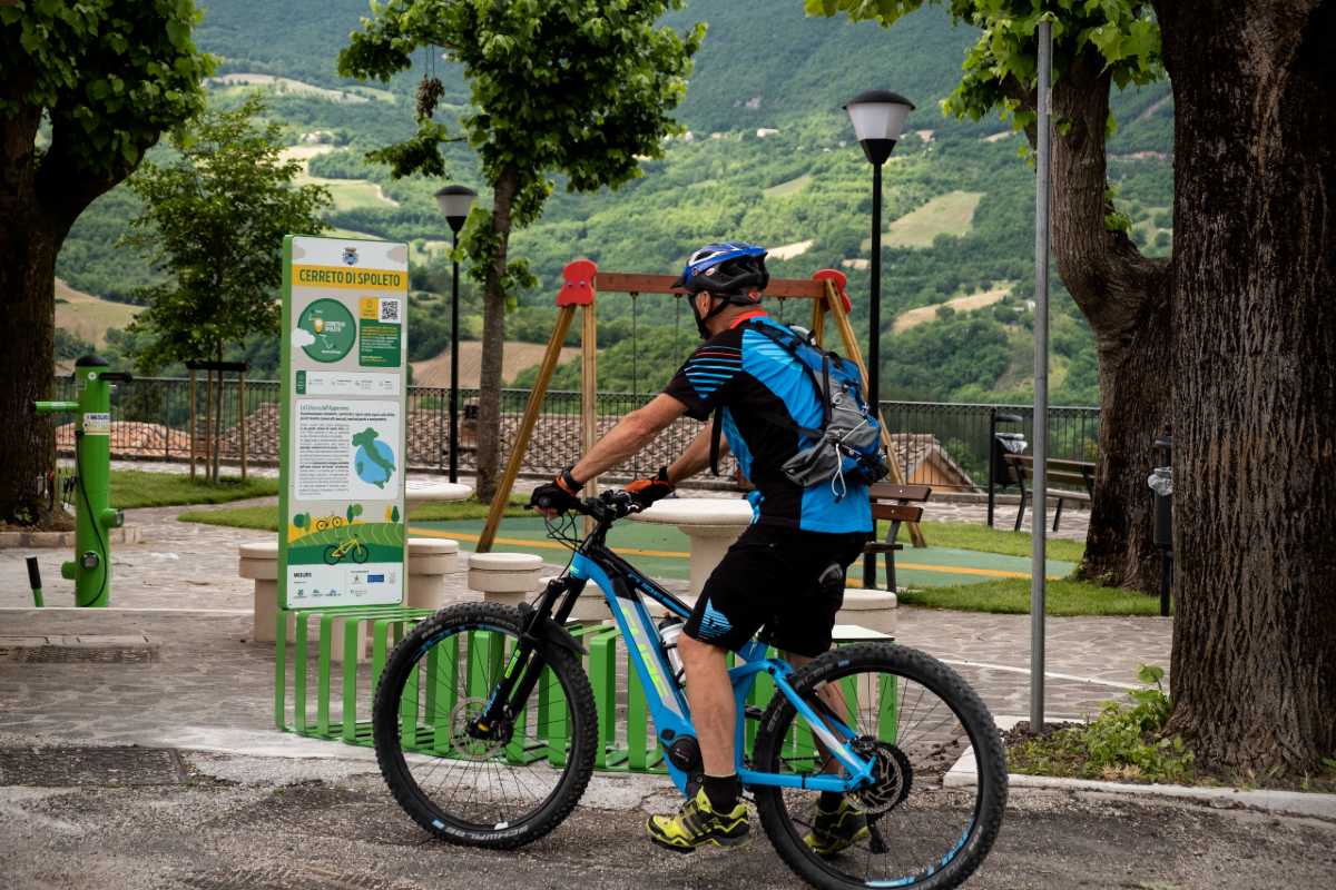 Colonnino ricarica ebike tappa Cerreto di Spoleto