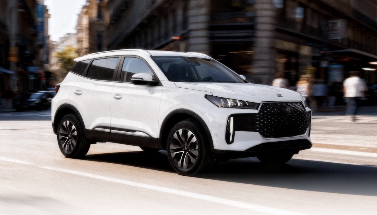 DR rinnova la gamma SUV, novità per DR 5, DR 6 e DR 7