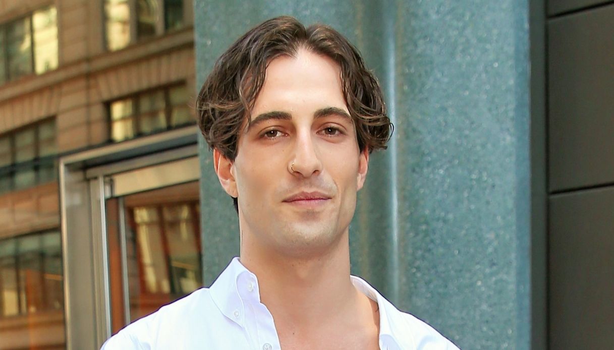 Damiano David si sposa, proposta di matrimonio a Dove Cameron: svelato l'anello