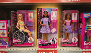 Barbie autistica Mattel: l’inclusione resta fuori dalla scatola