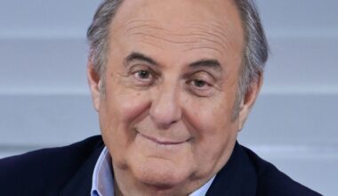 Gerry Scotti, lo sfottò a De Martino (8), Lorella Cuccarini torna a brillare (7)