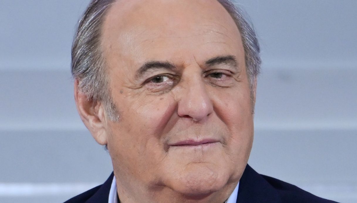 La Ruota della Fortuna, "incidente" dietro le quinte. Gerry Scotti ci scherza su